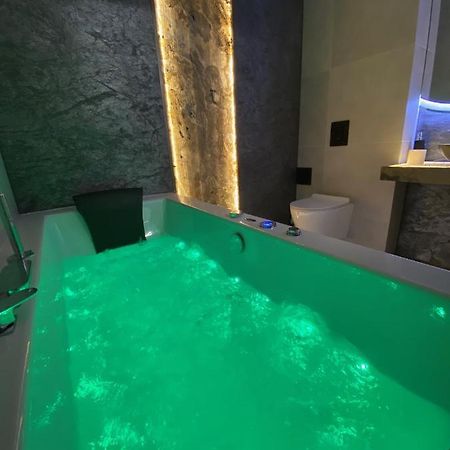 Silver Shine Jacuzzi Krakow Ngoại thất bức ảnh