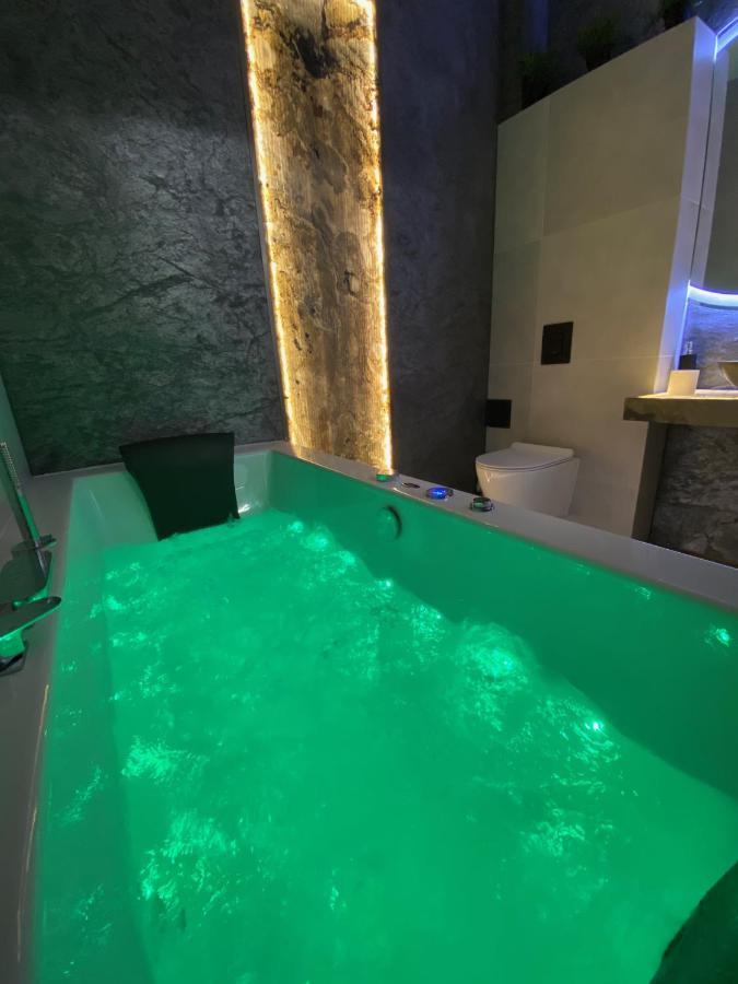 Silver Shine Jacuzzi Krakow Ngoại thất bức ảnh