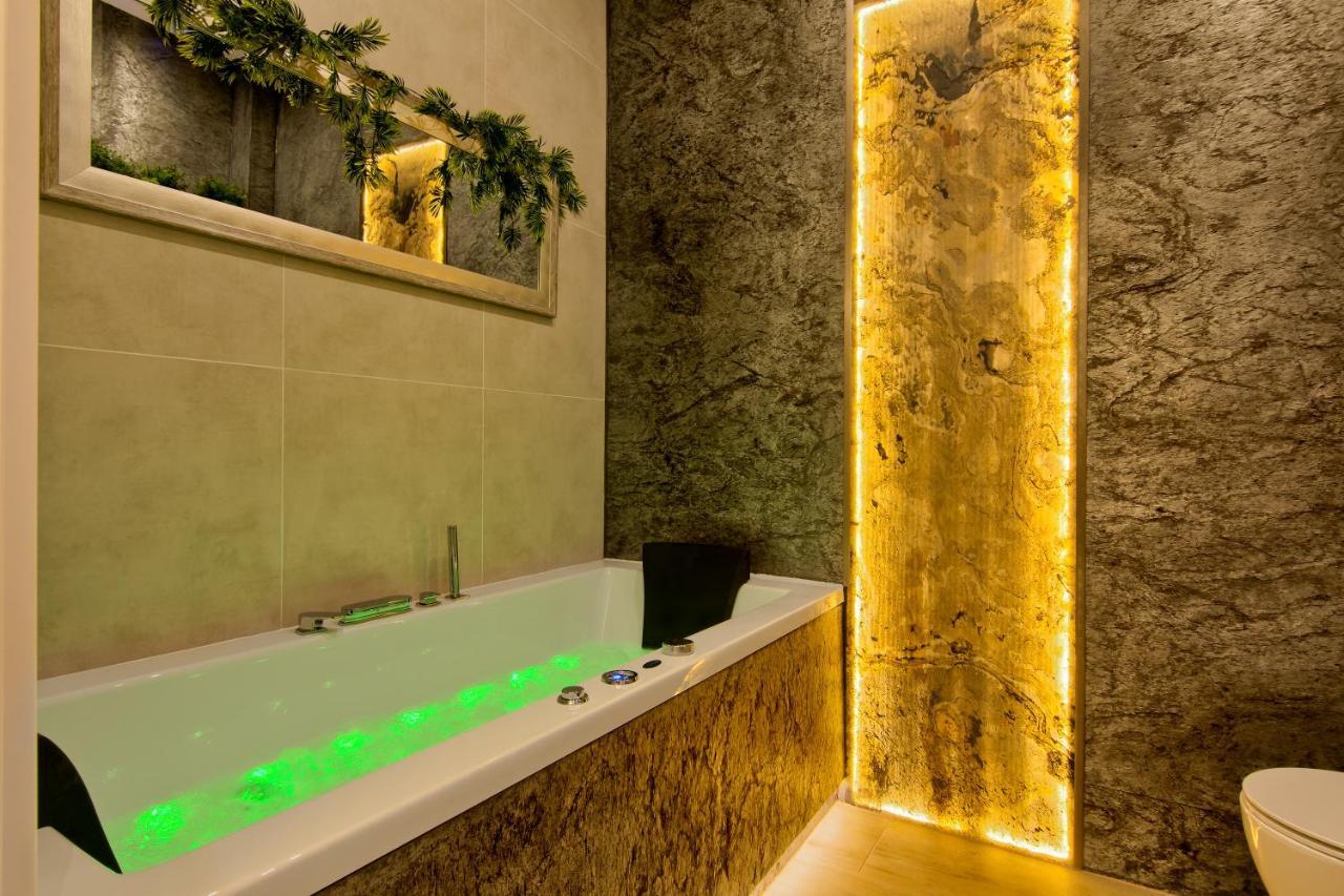 Silver Shine Jacuzzi Krakow Ngoại thất bức ảnh